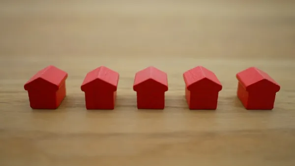 Cómo negociar el precio de una vivienda en Galicia: estrategias y consejos